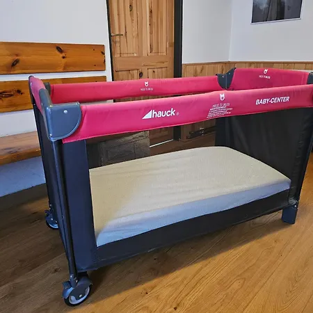 Semesterbostad Chaloupka Sedlec-Prcice
