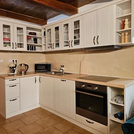 Chaloupka בית נופש *